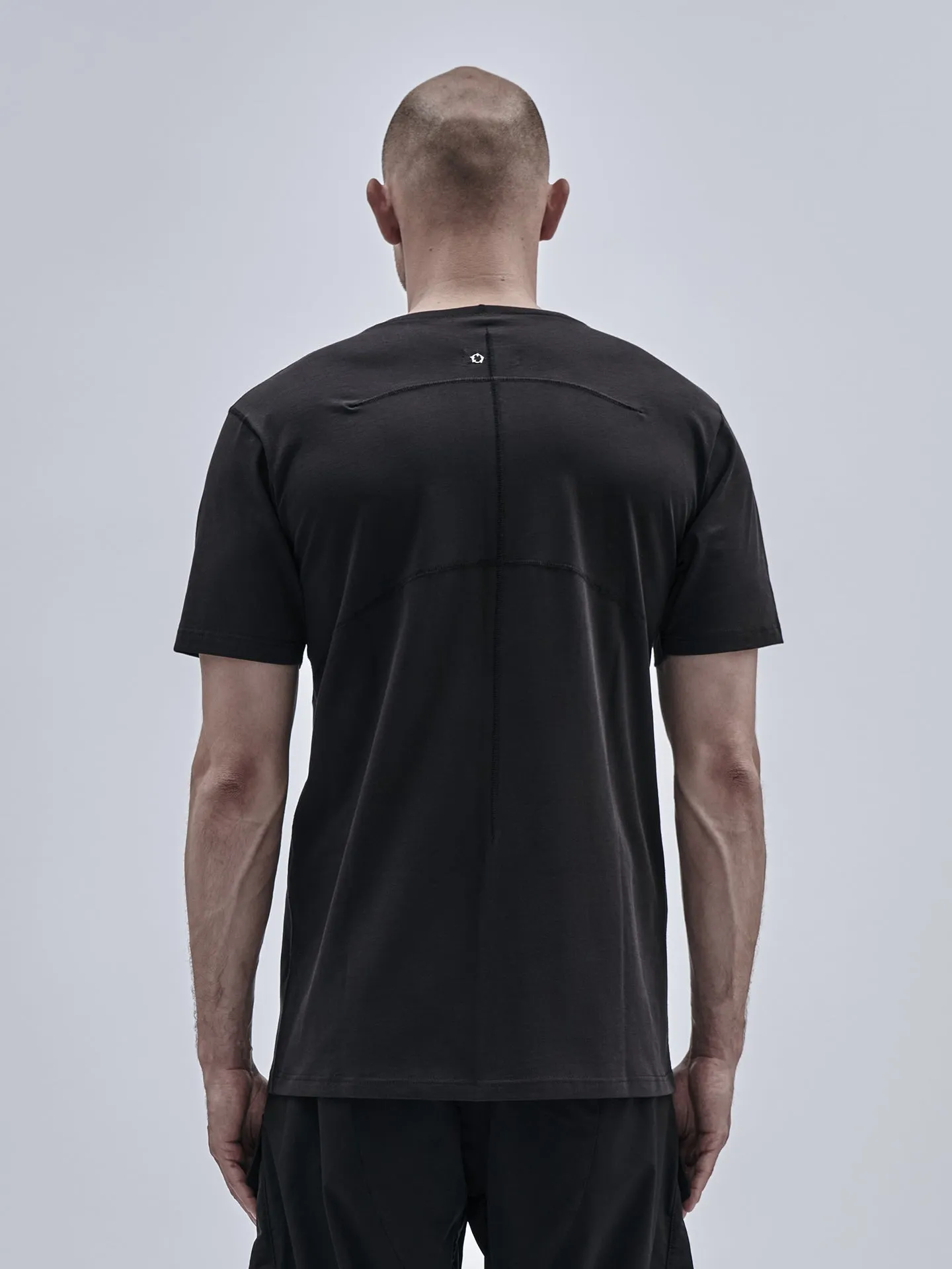 elosu tee cotton jersey black